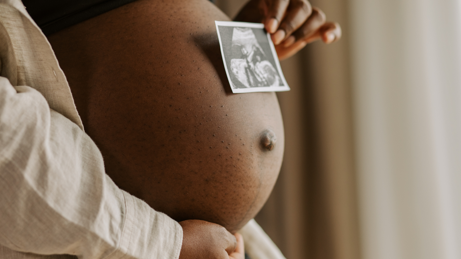 Whole Food Prenatals vs. Traditional Prenatal Vitamins: Which Is Better?