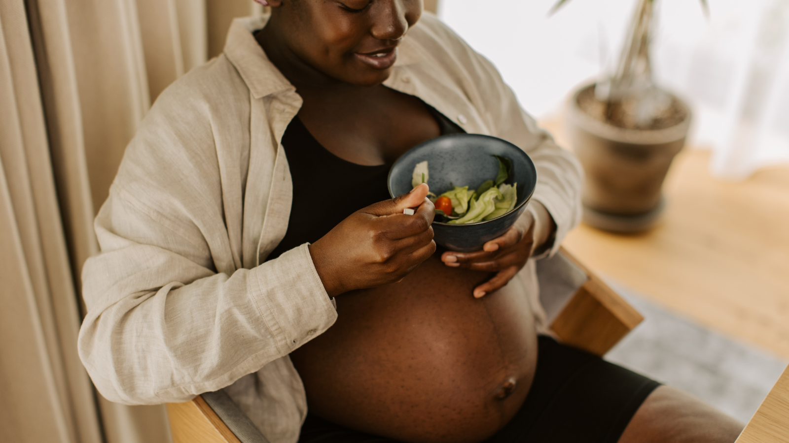 Whole Foods vs. Synthetic: Why Choose Whole Foods Prenatal Supplements?